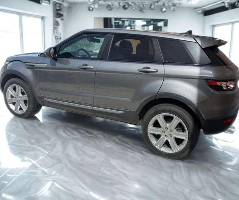 Usata Land Rover Range Rover evoque 150 CV (110 kW) 2015 Grigio SUV