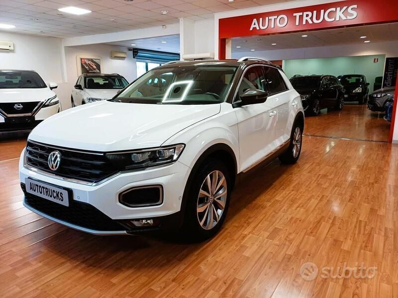 Bianco Usata 2019 VW T-Roc Style SUV | 20.900 € (Cara) - Immagine 1/4