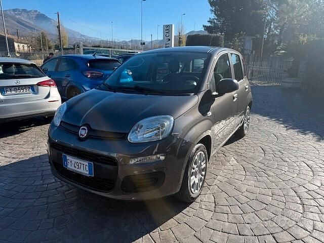 Usata Fiat Panda Easy 69 CV (50 kW) 2019 Grigio Berlina