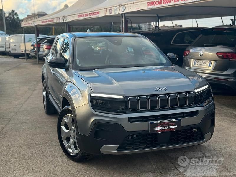 Usata Jeep Avenger Summit 100 CV (73 kW) 2023 Grigio SUV