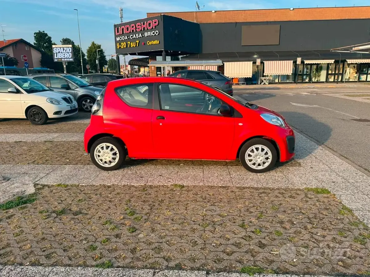 Usata Citroën C1 68 CV (50 kW) 2013 Rosso Utilitaria
