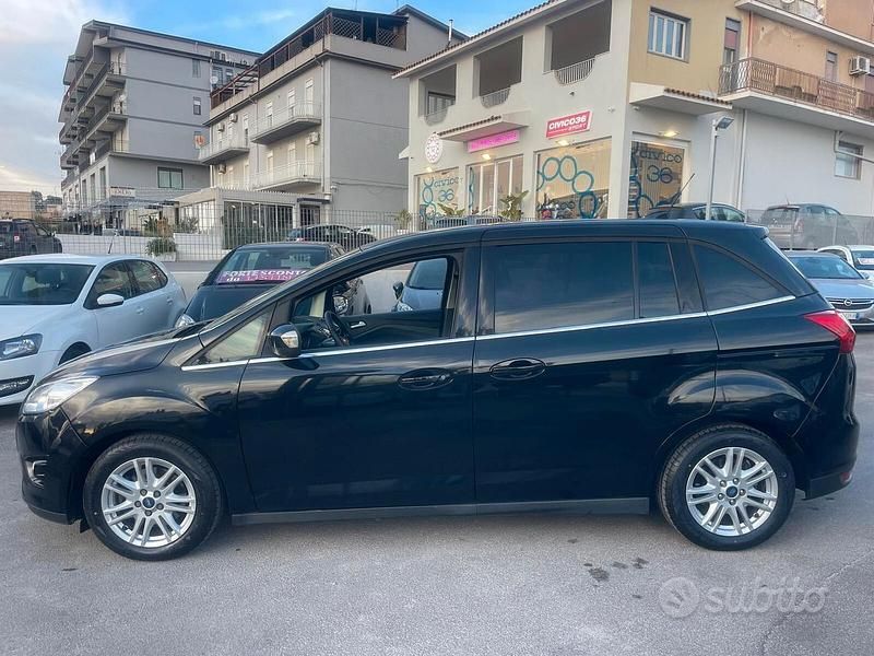 Usata Ford C-MAX Titanium 115 CV (84 kW) 2014 Nero Monovolume