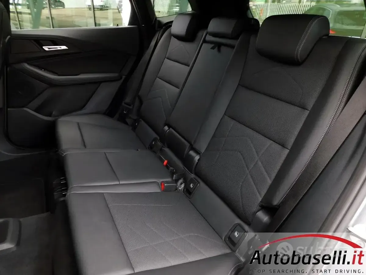 Usata BMW 218 Active Tourer M Sport 150 CV (110 kW) 2023 Grigio Monovolume