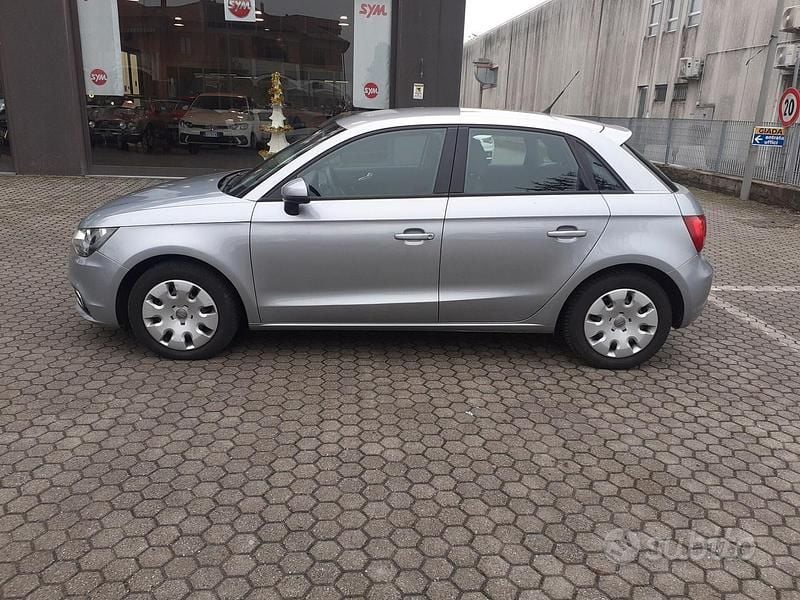 Usata Audi A1 Attraction 86 CV (63 kW) 2014 Grigio Utilitaria
