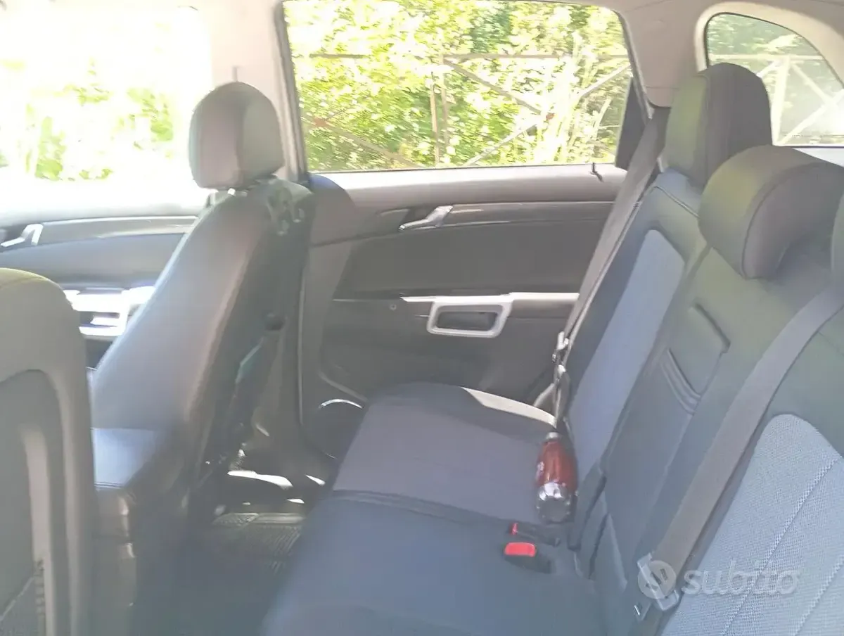 Usata Opel Antara 163 CV (119 kW) 2012 Bianco SUV