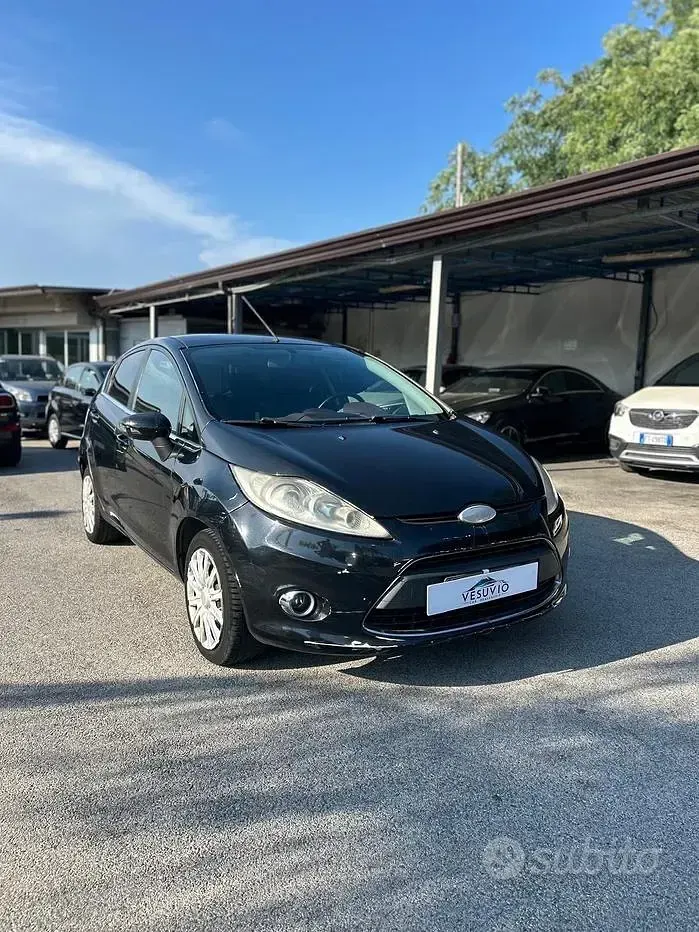 Usata Ford Fiesta Titanium 92 CV (67 kW) 2009 Nero Berlina