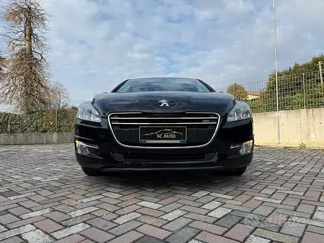 Usata Peugeot 508 Allure 112 CV (82 kW) 2011 Viola Berlina