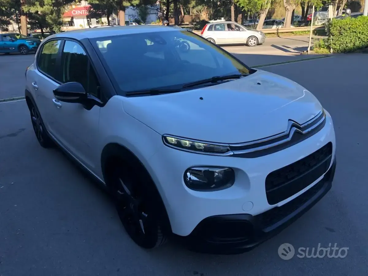 Usata Citroën C3 Feel 83 CV (61 kW) 2019 Bianco Utilitaria