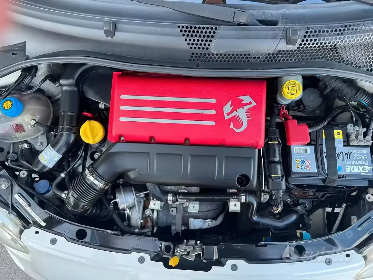 Usata Abarth 595 135 CV (99 kW) 2009 Bianco Utilitaria