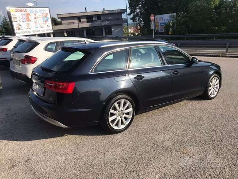 Usata Audi A6 Comfort 177 CV (130 kW) 2012 Blu Station wagon