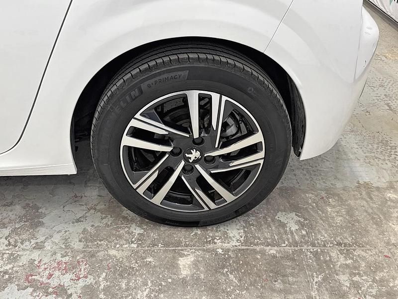 Usata Peugeot 208 Allure 75 CV (55 kW) 2022 Bianco Utilitaria