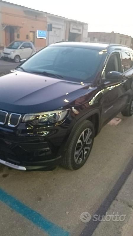 Usata Jeep Compass 130 CV (95 kW) 2022 Nero SUV