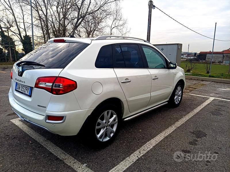 Usata Renault Koleos Dynamique 150 CV (110 kW) 2009 Bianco SUV