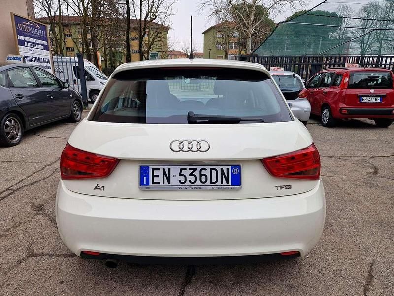 Usata Audi A1 Sportback Attraction 86 CV (63 kW) 2012 Bianco Utilitaria