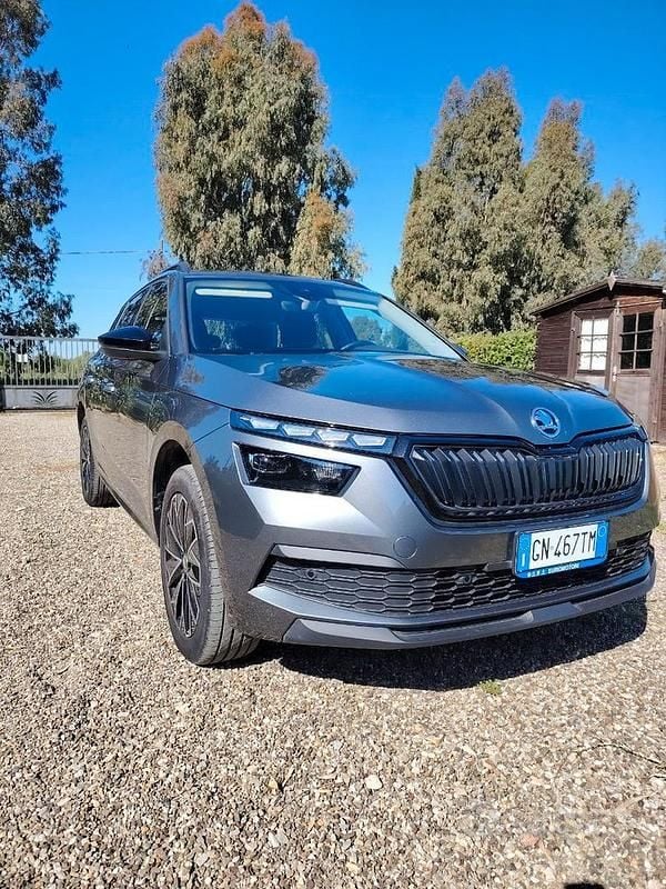 Usata Skoda Kamiq 110 CV (80 kW) 2023 Grigio SUV