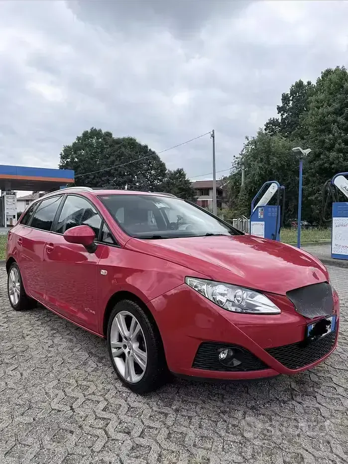 Usata Seat Ibiza ST Copa 69 CV (50 kW) 2011 Rosso Station wagon