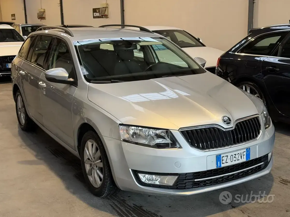 Usata Skoda Octavia Ambition 105 CV (77 kW) 2015 Grigio Station wagon