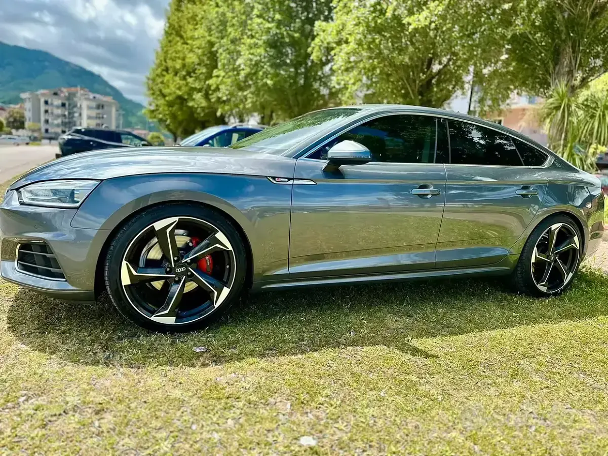 Usata Audi A5 Sportback 190 CV (139 kW) 2018 Grigio Utilitaria