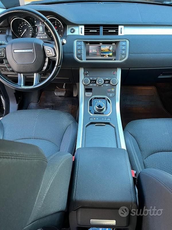 Usata Land Rover Range Rover evoque 150 CV (110 kW) 2018 Nero SUV