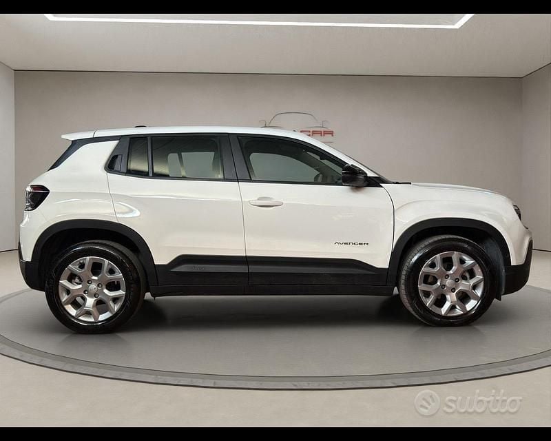 Usata Jeep Avenger Altitude 101 CV (74 kW) 2024 Bianco SUV