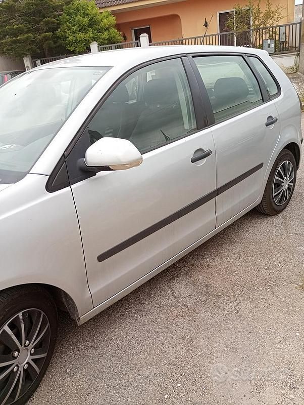 Usata VW Polo 70 CV (51 kW) 2008 Grigio Utilitaria