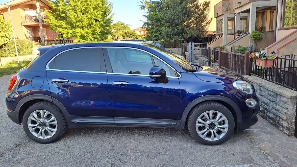 Usata Fiat 500 Lounge 95 CV (69 kW) 2016 Blu/azzurro Station wagon