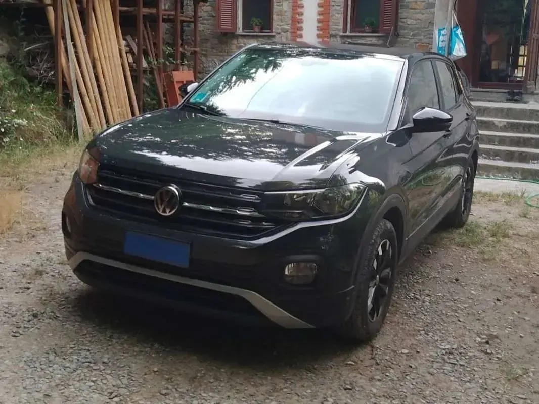 Usata VW T-Cross Style 95 CV (69 kW) 2019 Grigio SUV