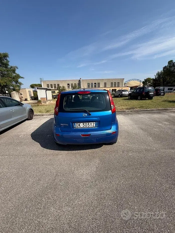 Usata Nissan Note Acenta 88 CV (64 kW) 2007 Blu Utilitaria