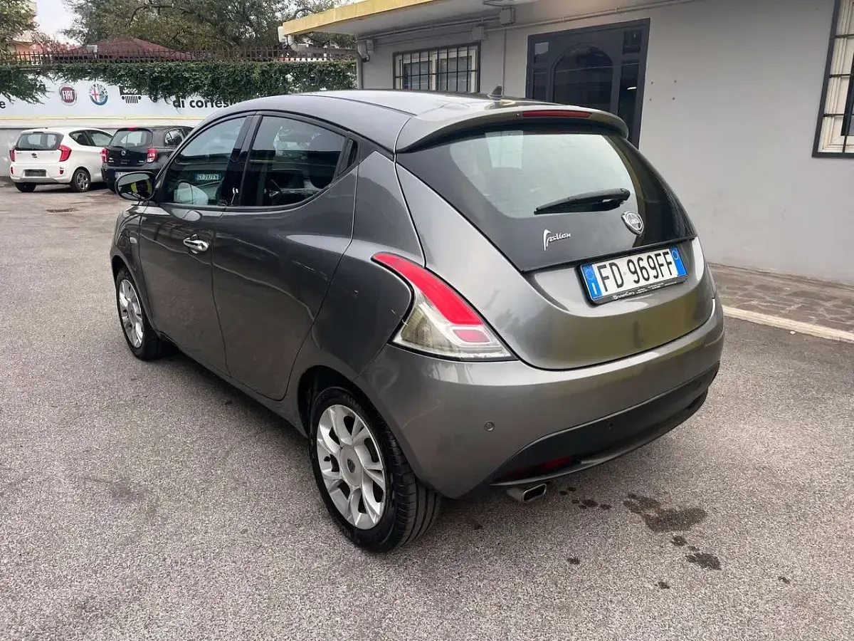 Usata Lancia Ypsilon S 69 CV (50 kW) 2016 Other Utilitaria