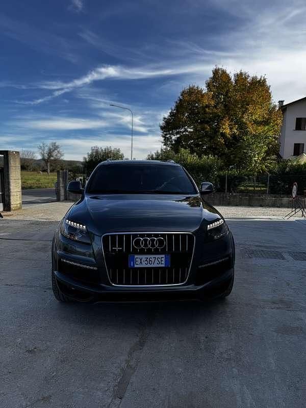 Usata Audi Q7 Ambiente 245 CV (180 kW) 2014 Grigio SUV