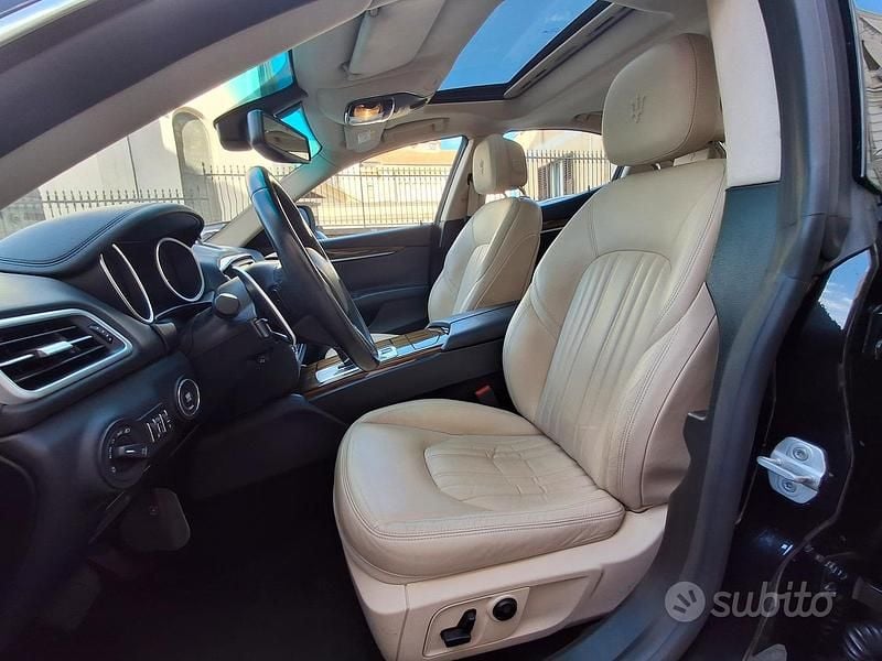 Usata Maserati Ghibli 275 CV (202 kW) 2015 Nero Berlina