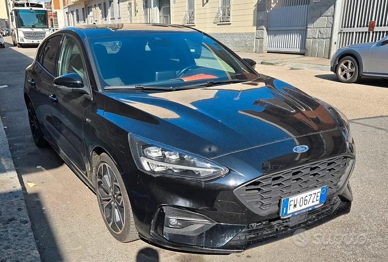 Usata Ford Focus ST-Line 125 CV (91 kW) 2019 Nero Berlina