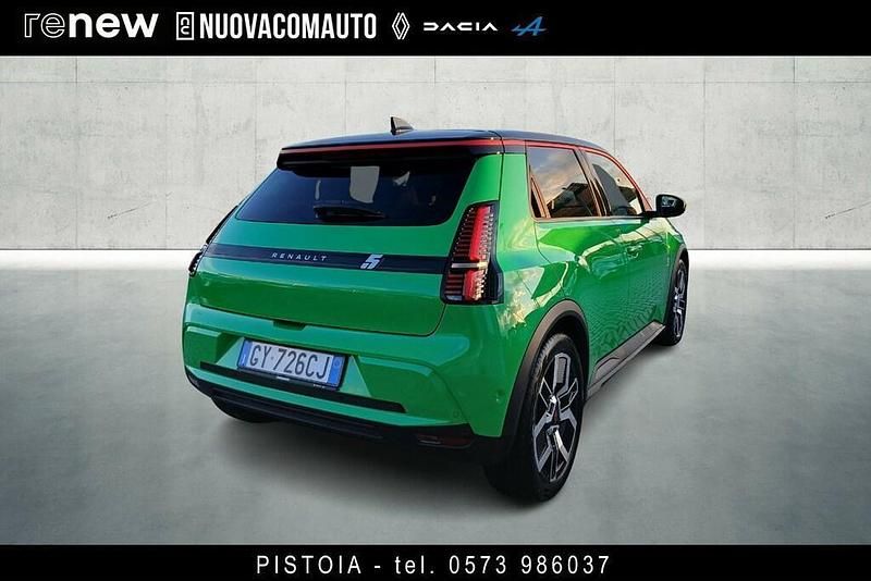 Usata Renault R5 Komfort 110 kW (150 CV) 2025 Nero Utilitaria