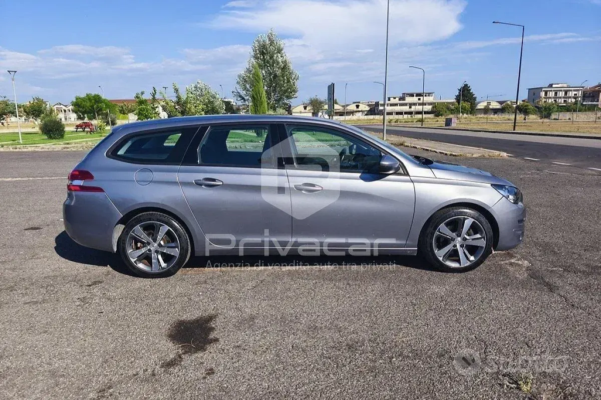 Usata Peugeot 308 Business-Line 120 CV (88 kW) 2016 Grigio Station wagon