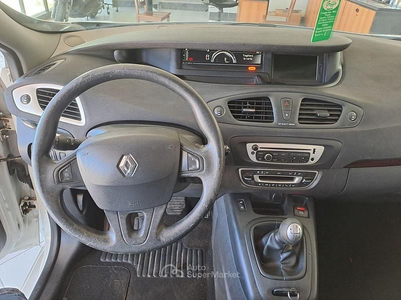 Usata Renault Scénic III 110 CV (80 kW) 2013 Monovolume
