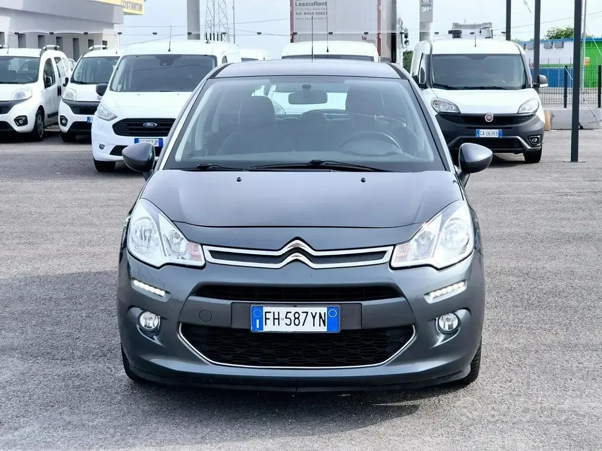Usata Citroën C3 75 CV (55 kW) 2017 Grigio Berlina