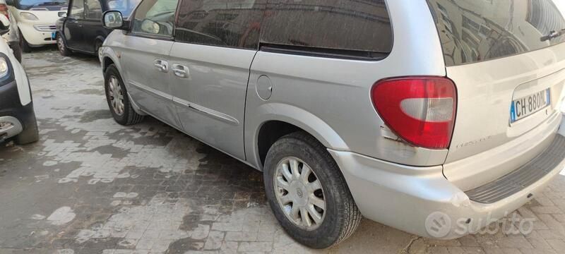 Usata Chrysler Grand Voyager 150 CV (110 kW) 2005 Monovolume