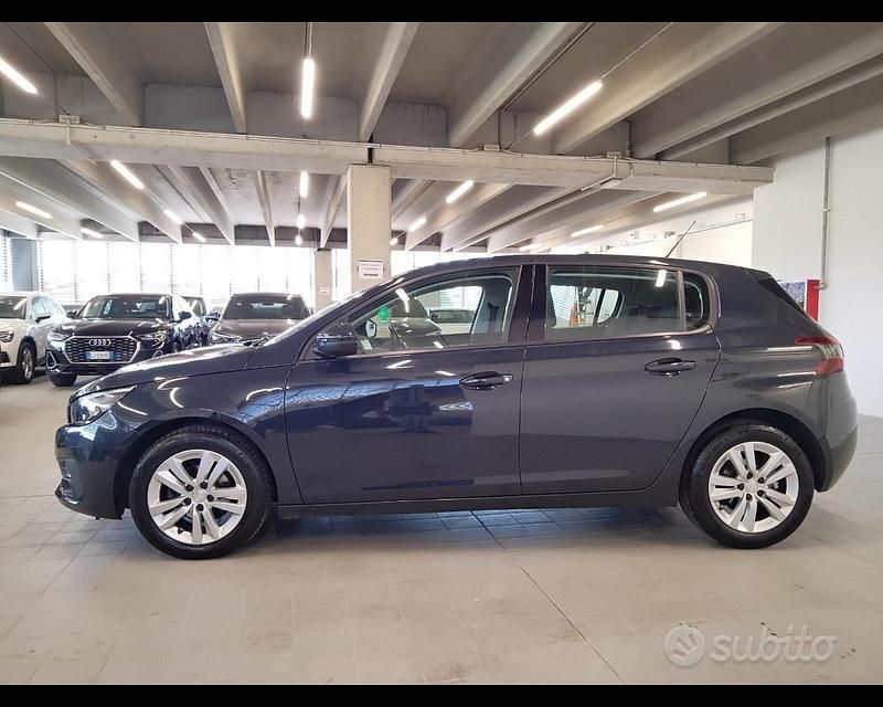 Usata Peugeot 308 Business-Line 99 CV (72 kW) 2018 Blu Berlina