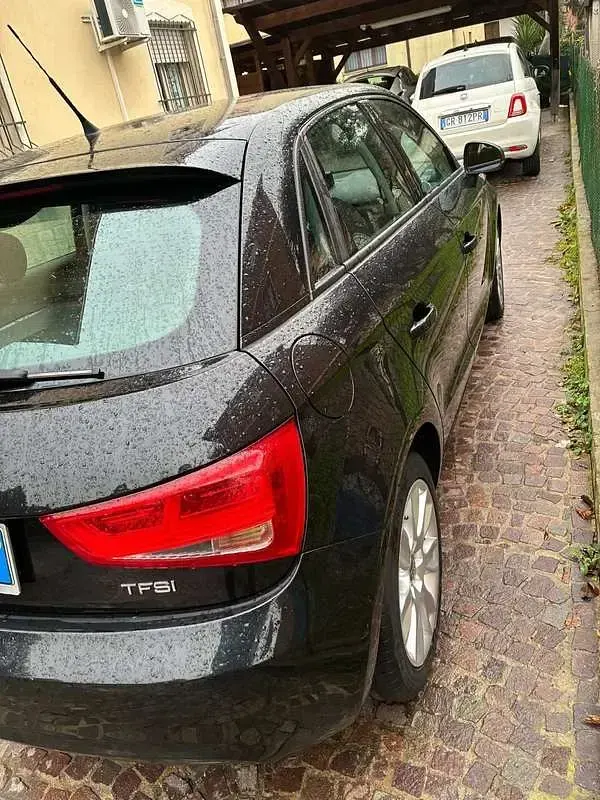 Usata Audi A1 Sportback 99 CV (72 kW) 2012 Nero Utilitaria
