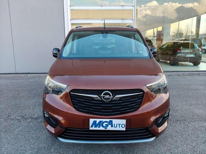 Usata Opel Combo-e Life Elegance 56 kW (77 CV) 2021 Marrone Monovolume