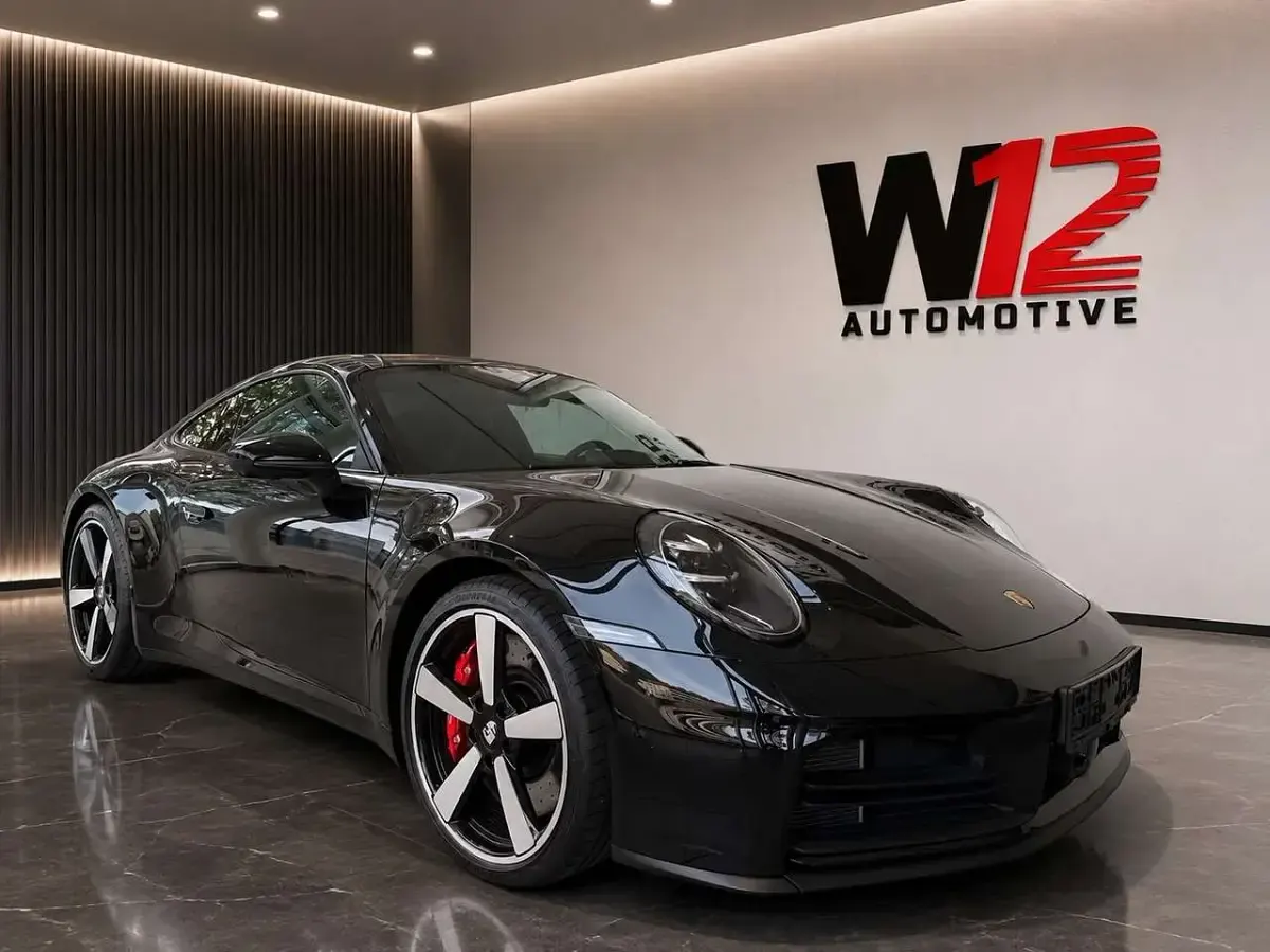 Nuova Porsche 911 Carrera 4S 480 CV (353 kW) 2025 Nero Coupé