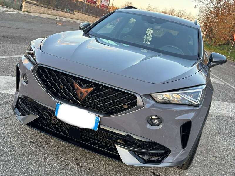 Grigio Usata 2022 Cupra Formentor SUV | 23.000 € (Buon prezzo) - Immagine 1/4