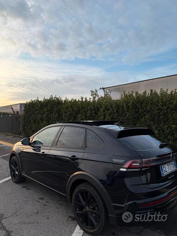 Usata VW Taigo R-line 110 CV (80 kW) 2022 Nero SUV