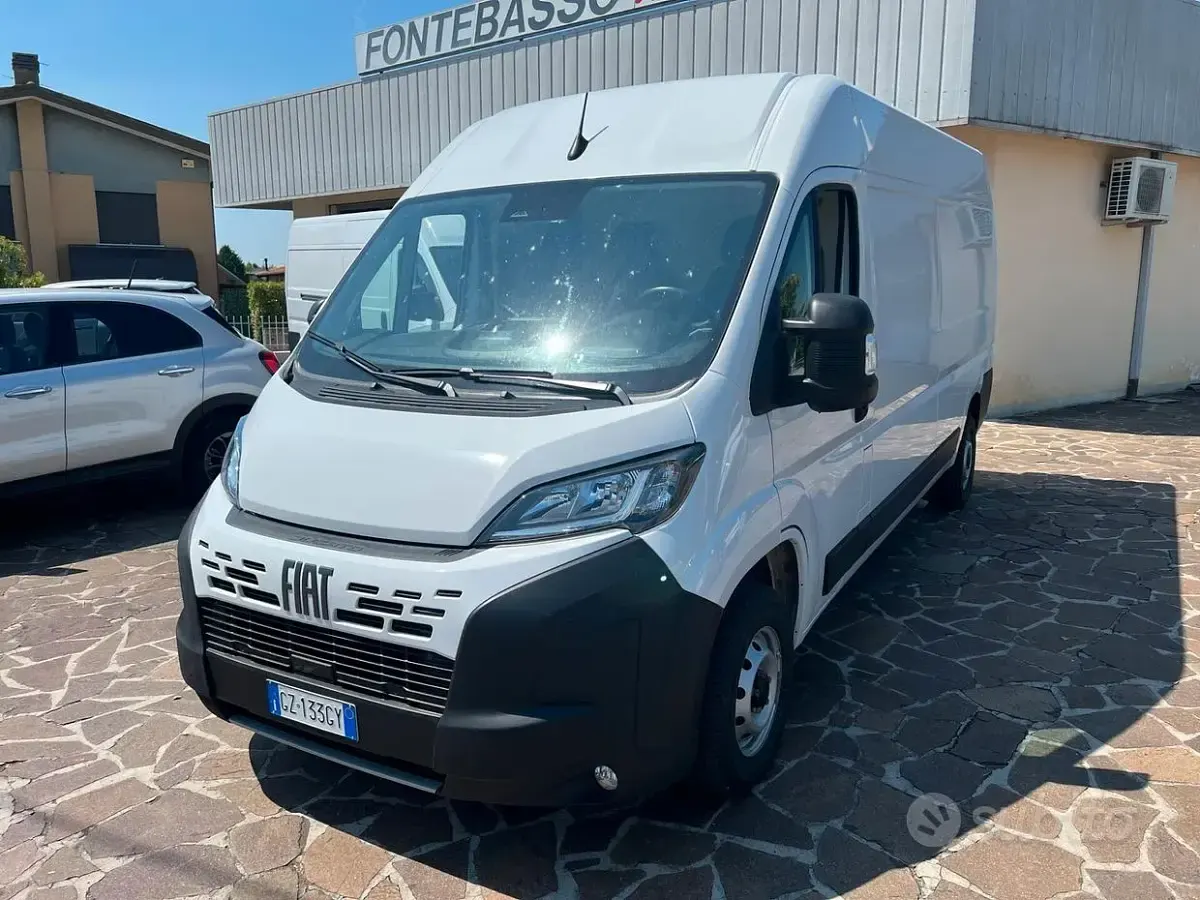 Usata Fiat Ducato 140 CV (102 kW) 2025 Bianco Furgone