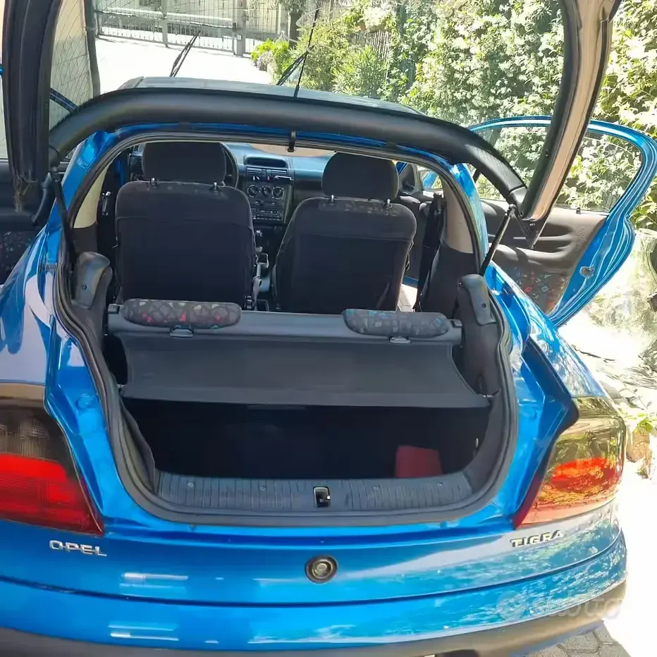 Usata Opel Tigra 1998 Blu Coupé