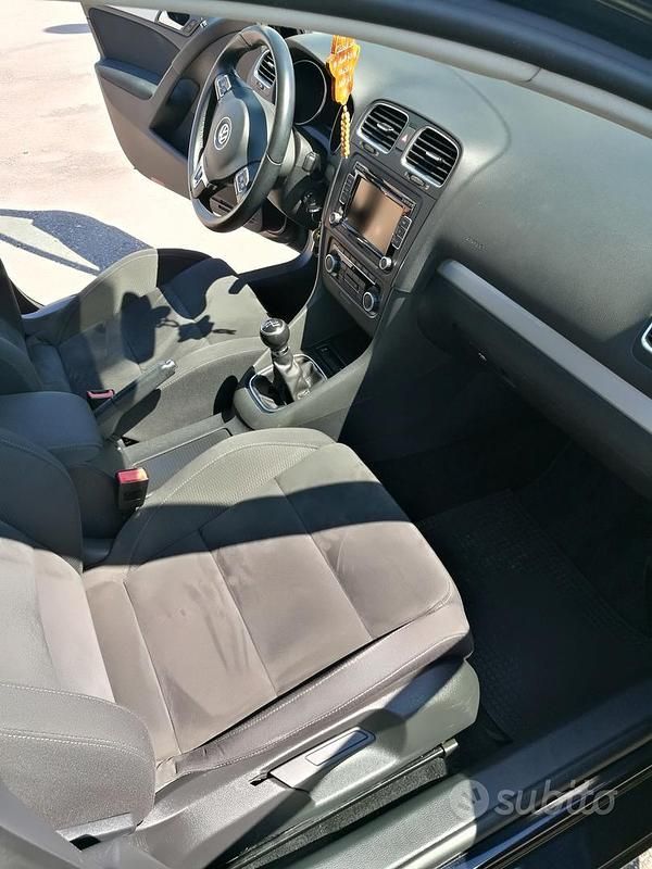 Usata VW Golf VI Highline 105 CV (77 kW) 2010 Nero Utilitaria