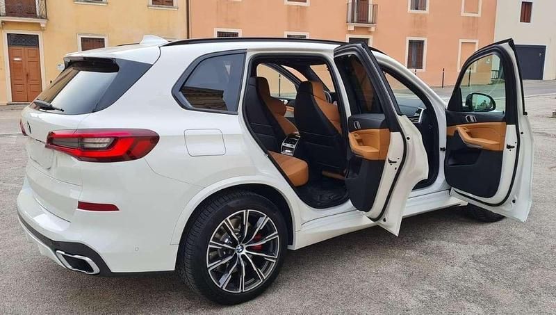 Usata BMW X5 M Sport 231 CV (169 kW) 2021 Alpinwess 3  300 SUV