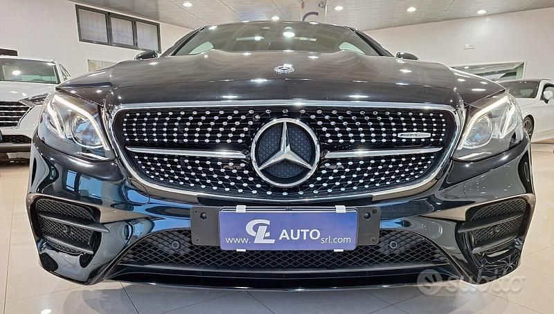 Usata Mercedes E220 Premium Plus 194 CV (142 kW) 2019 Nero Coupé