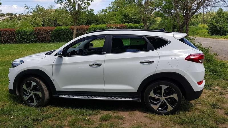 Usata Hyundai Tucson Xpossible 136 CV (100 kW) 2016 SUV