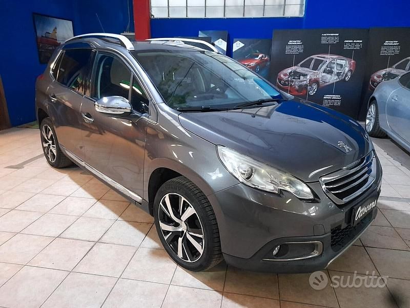Grigio Usata 2014 Peugeot 2008 Allure SUV | 5200 € (Buon prezzo) - Immagine 1/4